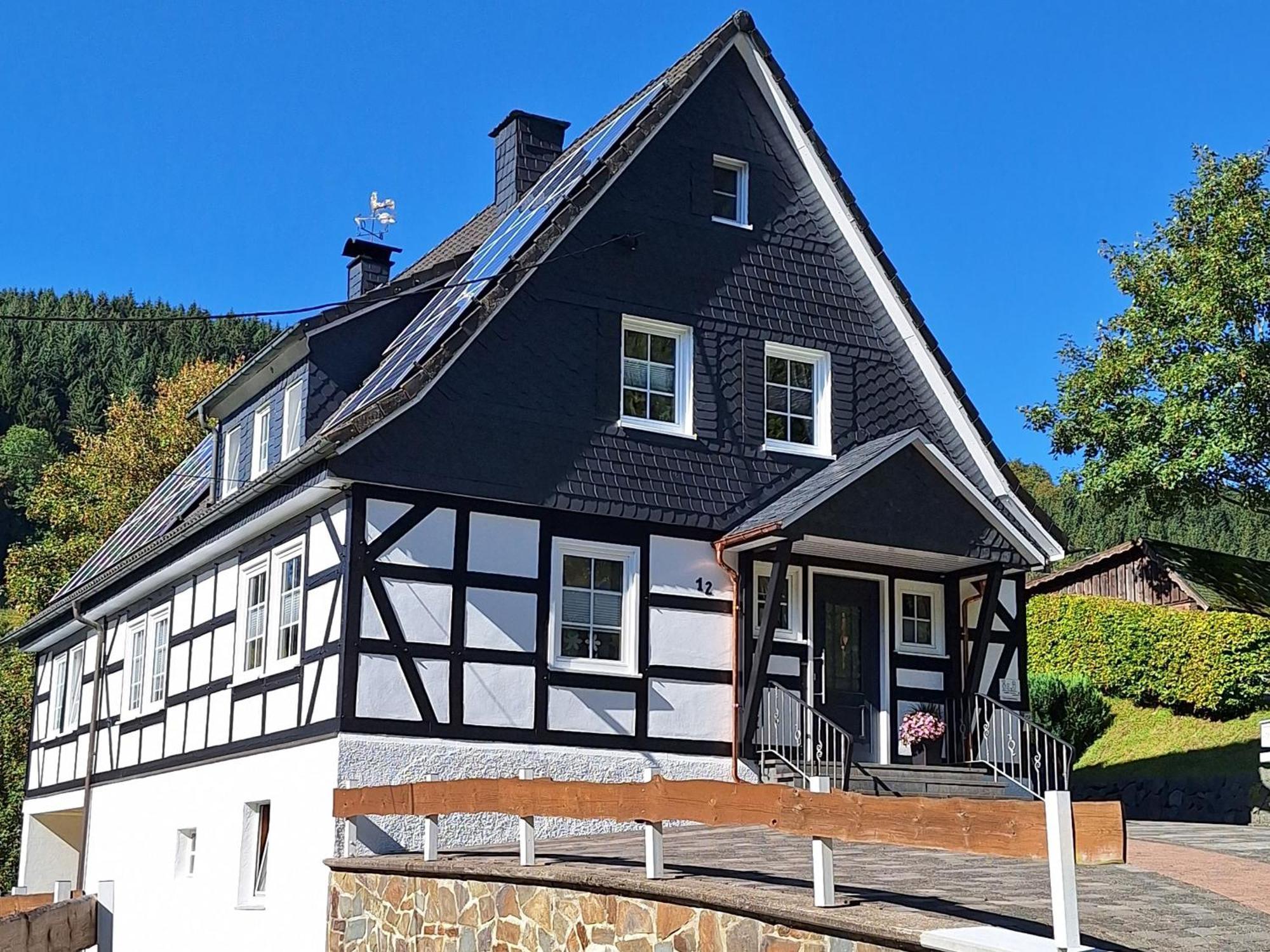 Ferienwohnung Zur Basemicke Schmallenberg Dış mekan fotoğraf